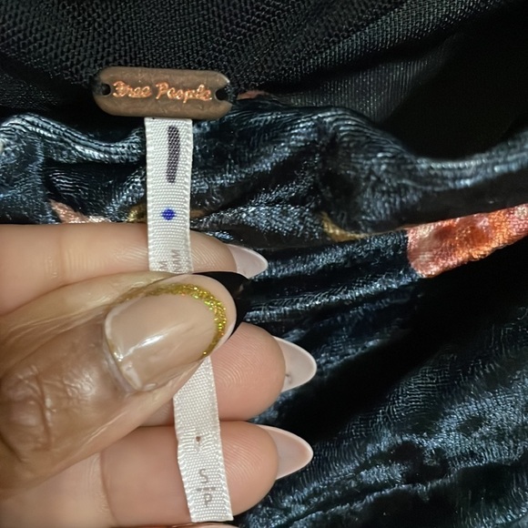 Free People Reina Top Floral Velvet Ruched Off Shoulder - Picture 6 of 9